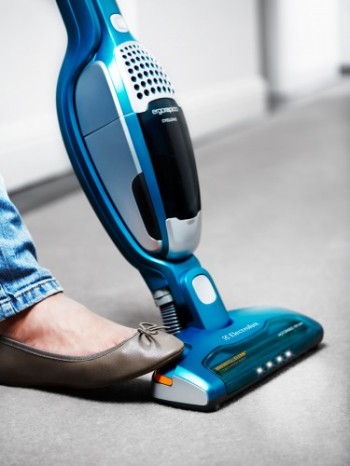 Технология самоочистки BRUSHROLLCLEAN пылесосов Electrolux