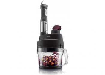 Блендер Philips без проблем сделает нарезку даже кубиками