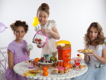 Чайник Vitek от феи Winx Флоры