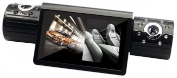 Автомобильный видеорегистратор Ritmix AVR-645