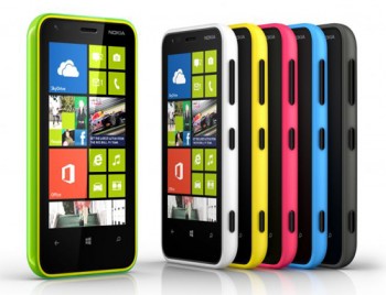 Смартфон Nokia Lumia 620