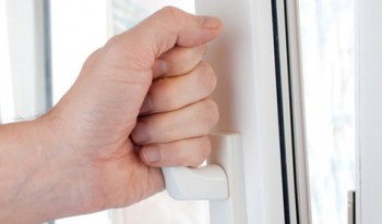 Как выбрать фурнитуру для пластиковых окон?