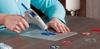 Клеевой пистолет Dremel 930