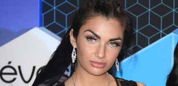 Что будет,  если надеть голый комбинезон на голое тело