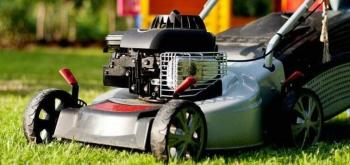 Как выбрать газонокосилку?