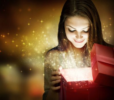 Что подарить любимой девушке на новый год